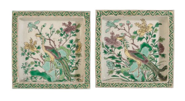 A PAIR OF CHINESE FAMILLE VERTE BISCUIT SQUARE DISHES,
