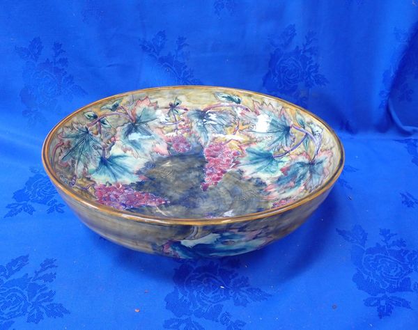 A BOWL BY KATHERINE LLOYD