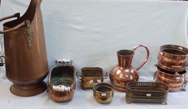 A COLLECTION OF COPPER AND BRASSWARE