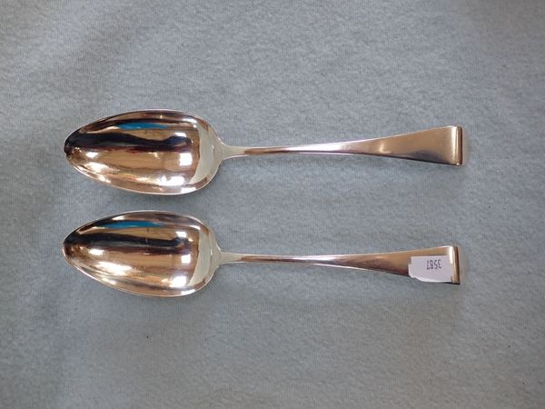 A PAIR OF SILVER SERVING SPOONS