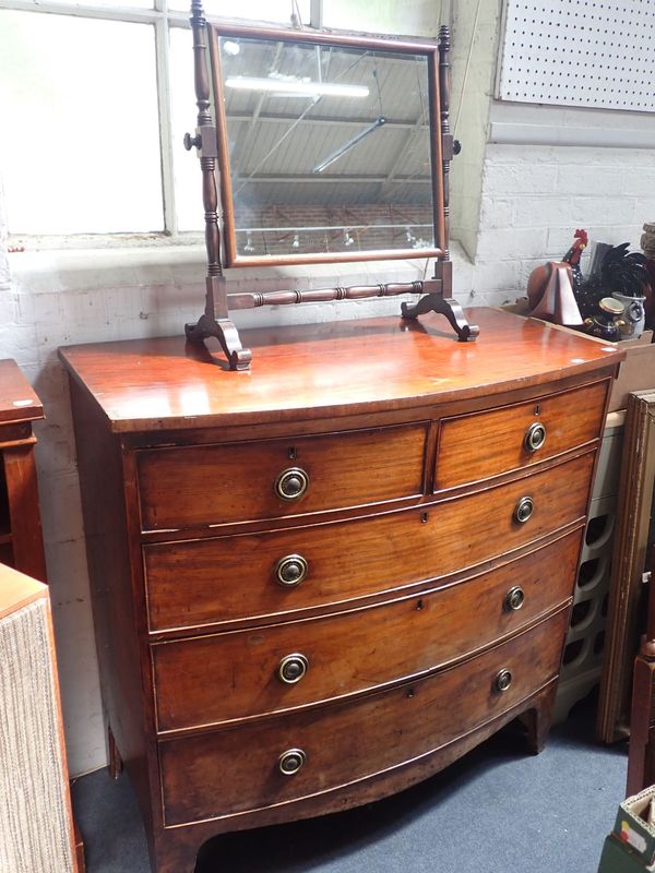 A 19TH CENTURY MAHOGANY BOWFRONT  CHEST OF DRAWERS