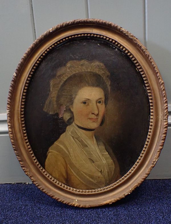 PORTRAIT OF A LADY, OIL ON CANVAS