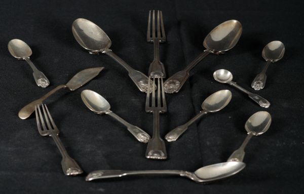 A VICTORIAN SILVER PART FIDDLE, THREAD AND SHELL TABLE SERVICE