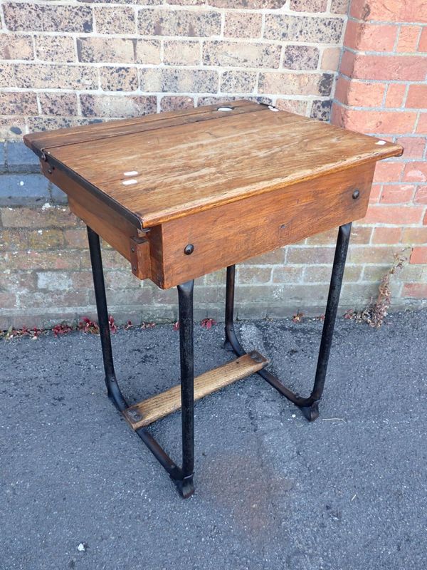 A VINTAGE OAK SCHOOL DESK