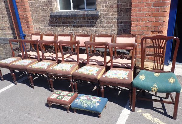 A SET OF SIX VICTORIAN DINING CHAIRS, WITH WOOL WORK SEATS