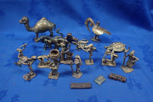 A COLLECTION OF GHANIAN BRASS GOLDWEIGHTS