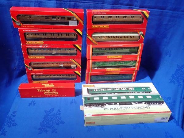 COLLECTION OF HORNBY COACHES