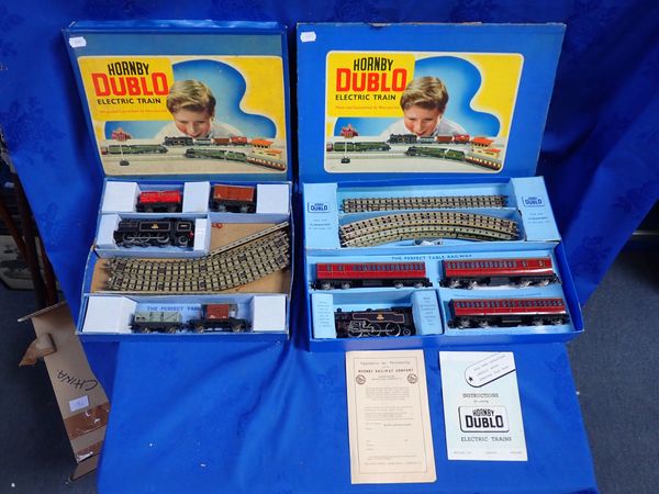 TWO BOXED HORNBY DUBLO TRAIN SETS