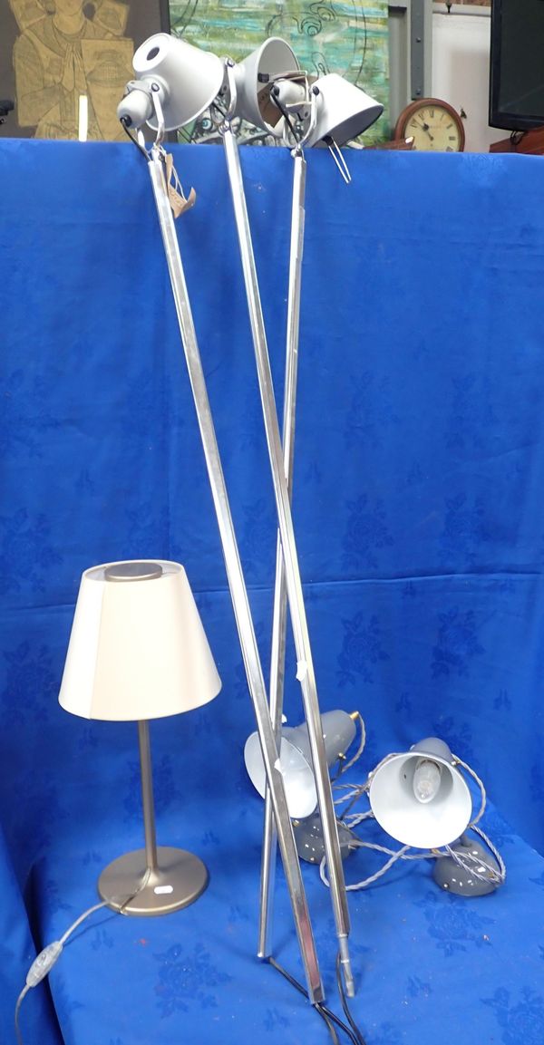 A PAIR OF 'ANGLEPOISE' STYLE WALL LIGHTS