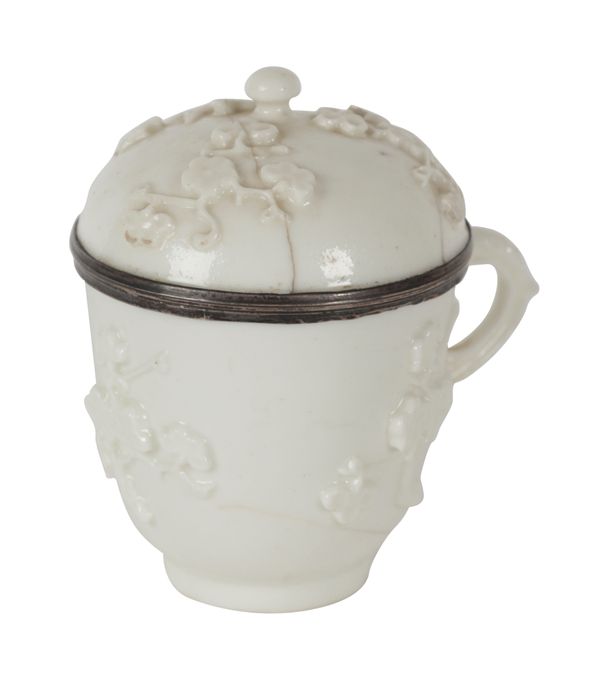 A SAINT CLOUD WHITE-GLAZED CUP AND COVER