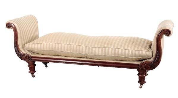 A 19TH CENTURY FRENCH MAHOGANY LIT BATEAU