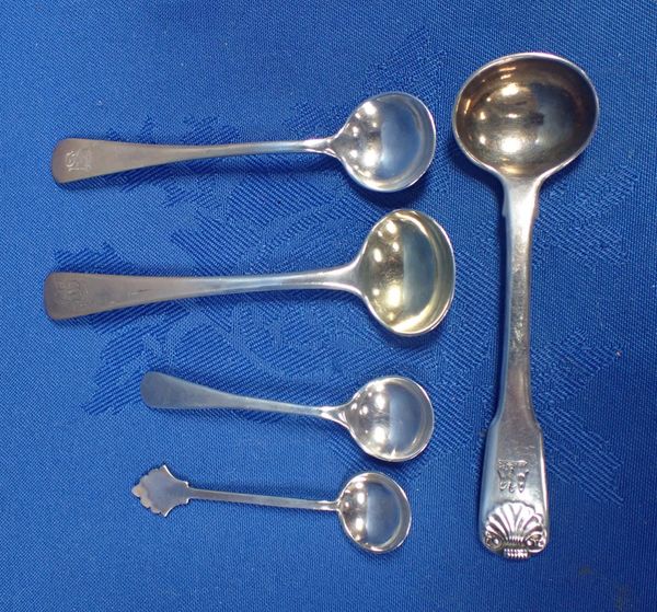 A GEORGE III SILVER SALT SPOON