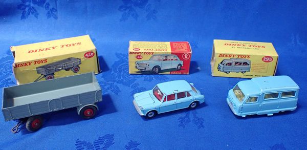 A DINKY TOYS NO.140 MORRIS 1100