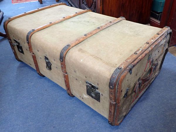 A VINTAGE 'ORIENT MAKE' TRAVELLING TRUNK