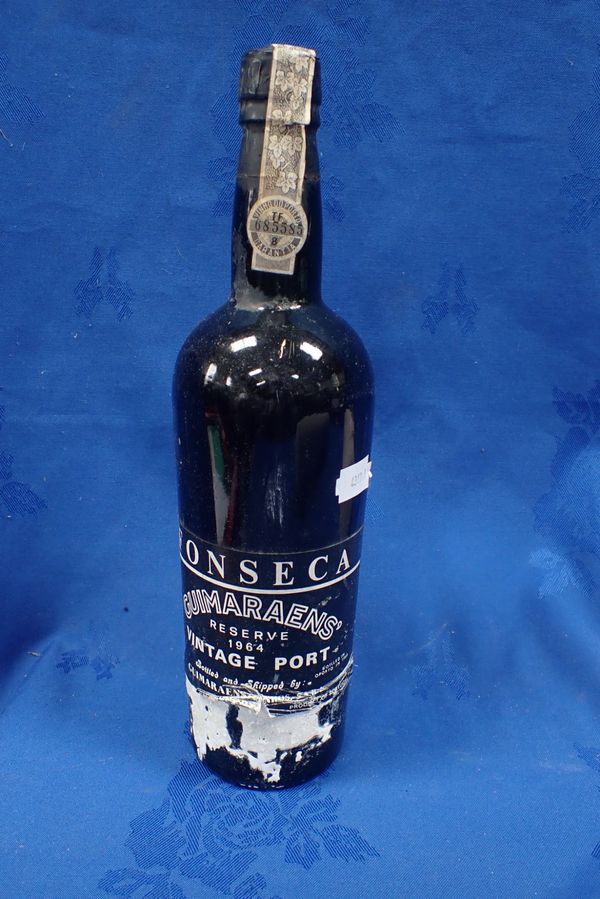 A BOTTLE OF1964  FONSECA RESERVA PORT