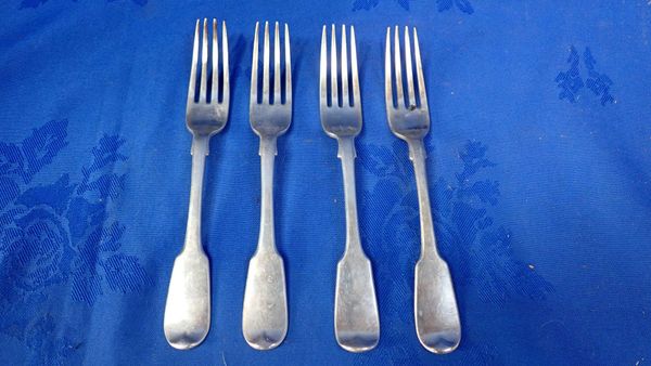 A SET OF FOUR SCOTTISH VICTORIAN FIDDLE TABLE FORKS