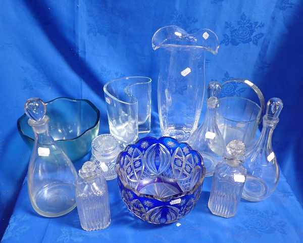 A COLLECTION OF GLASS VASES, BOWLS AND DECANTERS