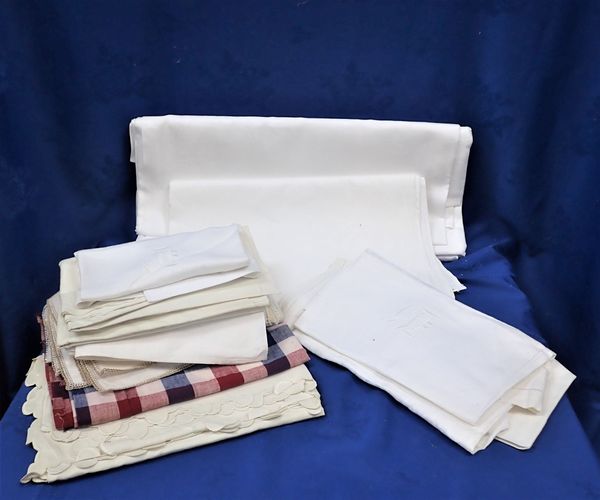 A COLLECTION OF TABLE LINEN