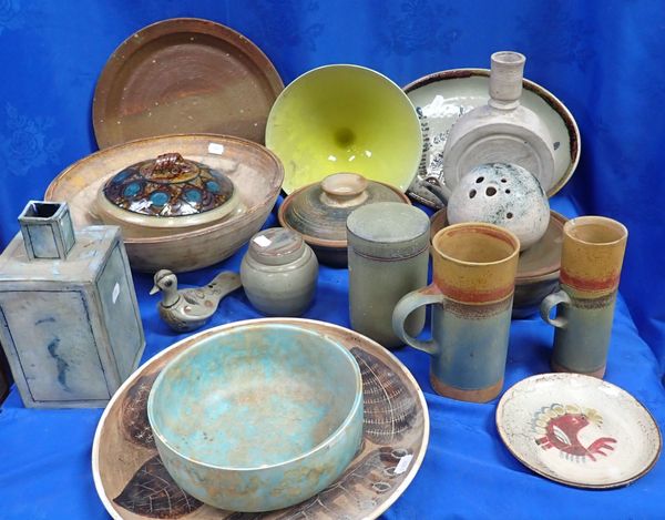 A COLLECTION OF STUDIO POTTERY AND OTHER SIMILAR