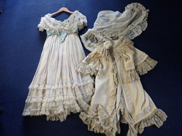 AN EDWARDIAN GIRL'S DRESS