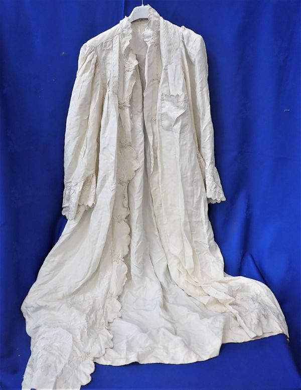 A VICTORIAN NURSING GOWN, WITH EMBROIDERED CREST