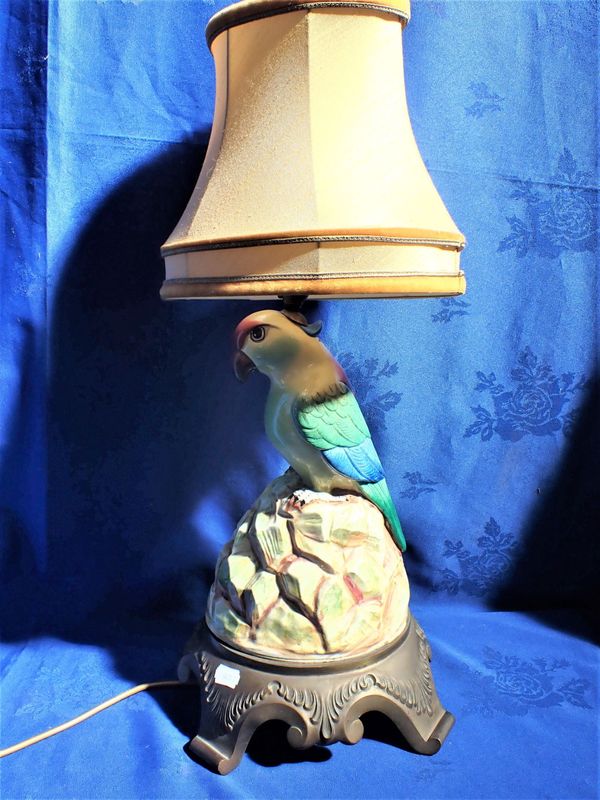 A CERAMIC PARROT TABLE LAMP