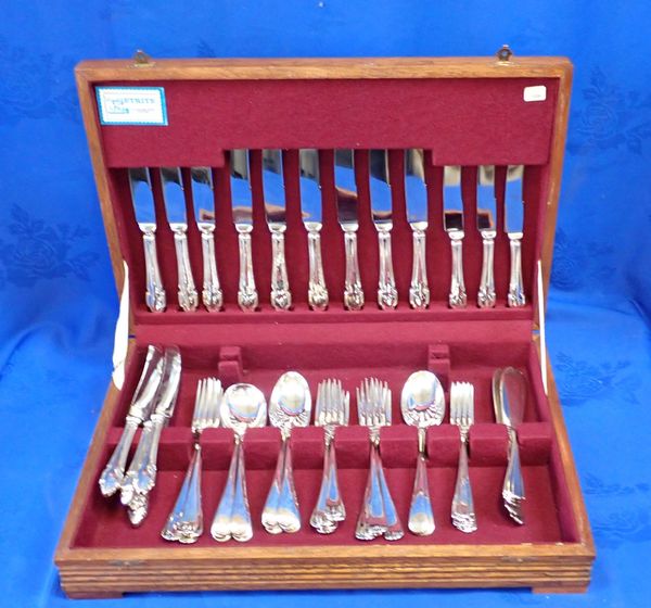 CANTEEN OF SILVER PLATED CUTLERY