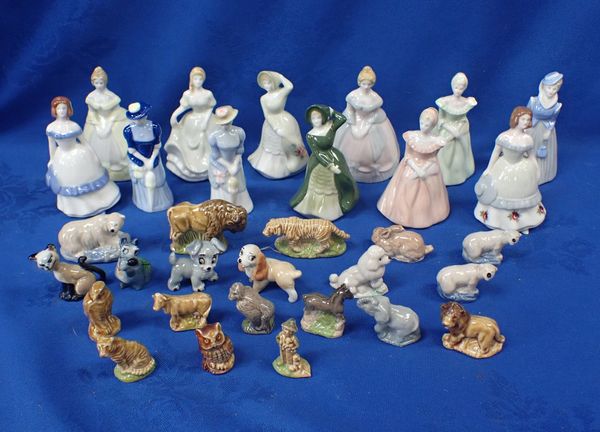 A COLLECTION OF WADE 'MY FAIR LADY' FIGURINES