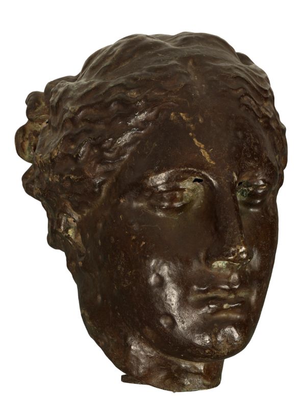 19TH CENTURY AFTER THE ANTIQUE, A BROWN PATINATED BRONZE HEAD OF A HELLENISTIC LADY