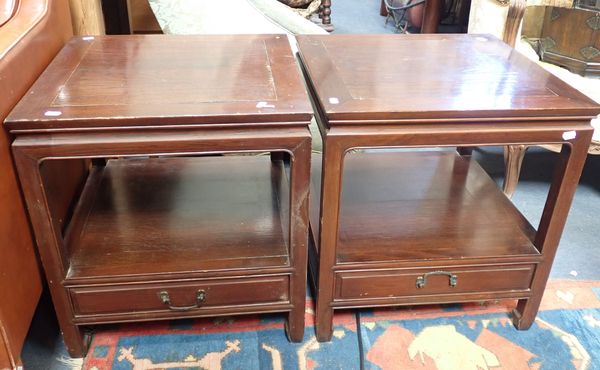 A PAIR OF CHINESE HARDWOOD SQUARE LAMP TABLES