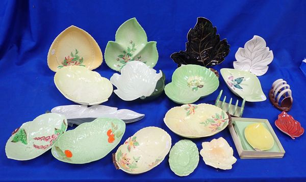 A COLLECTION OF CARLTON WARE