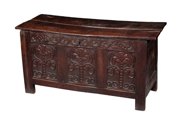 AN OAK COFFER