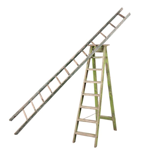 A VINTAGE GREEN-PAINTED STEP LADDER