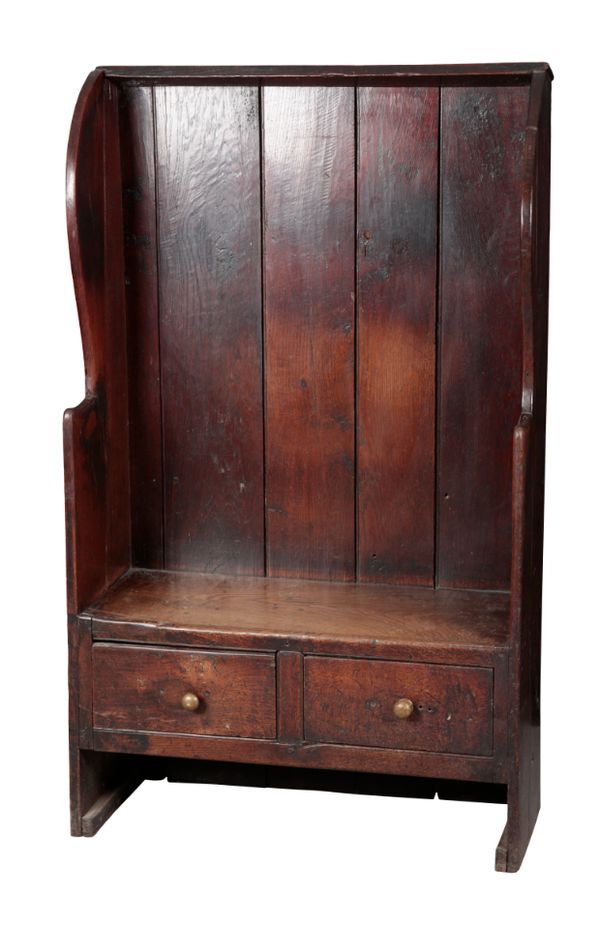 A PROVINCIAL OAK HALL SETTLE