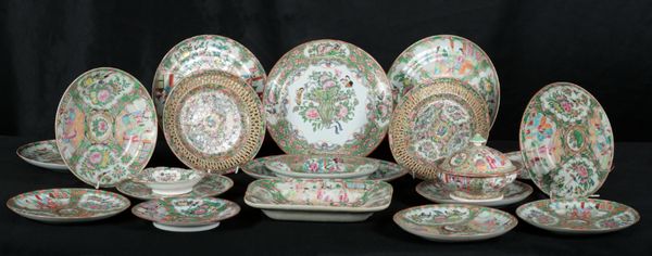 TWENTY-ONE PIECES OF 19TH CENTURY AND LATER CHINESE FAMILLE ROSE PORCELAIN