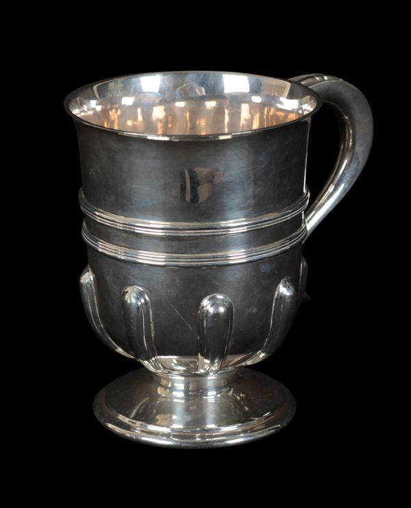 AN EDWARD VII SILVER MUG