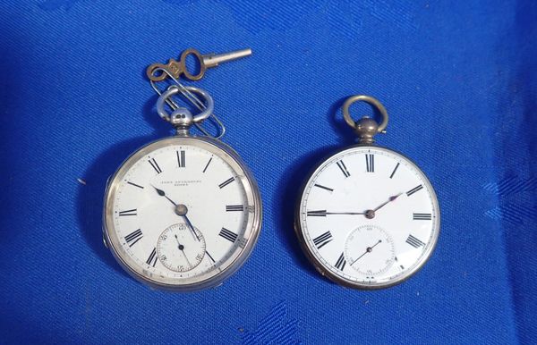 A SILVER CASED POCKET WATCH, RETAILED BY JOHN ATTERBURY