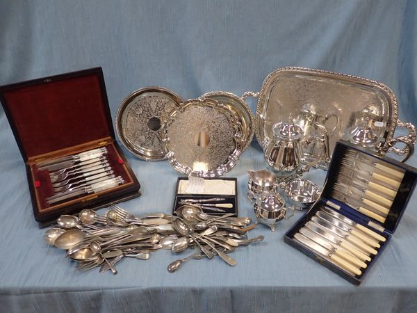 A SILVER-PLATED ONEIDA COFFEE SERVICE