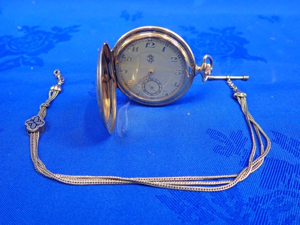 AN UNMARKED YELLOW METAL FINE WATCH CHAIN,  AND A GOLD PLATED 'JB' POCKET WATCH