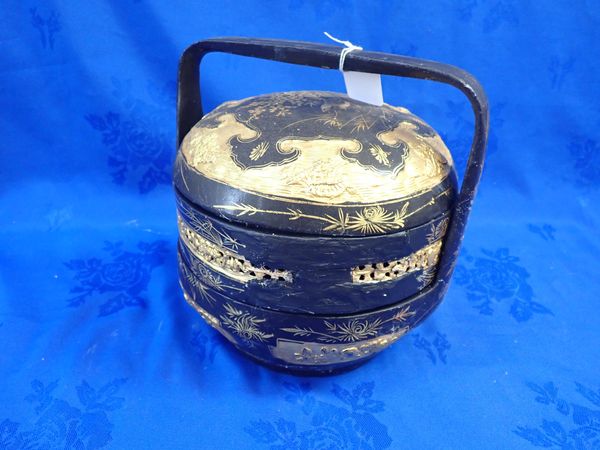 A CHINESE PIERCED LACQUER CARRYING BOX