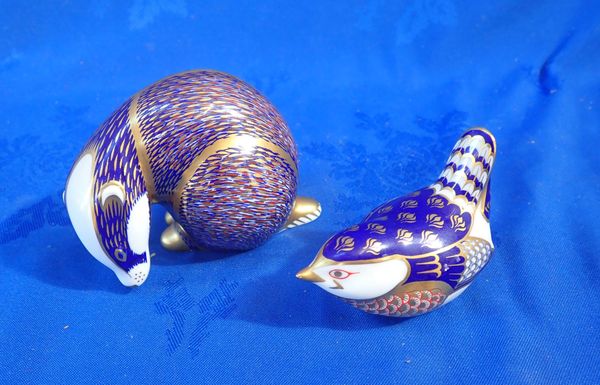 ROYAL CROWN DERBY BADGER AND A SIMILAR BIRD