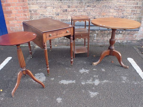 A GEORGE III STYLE MAHOGANY TRIPOD TABLE