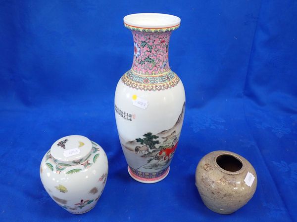 A MODERN CHINESE VASE