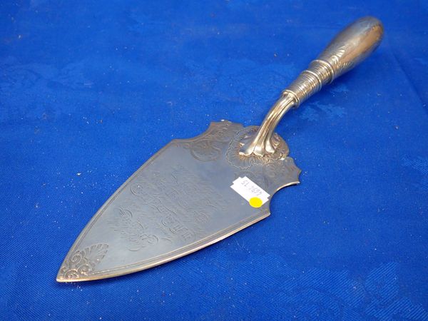 A VICTORIAN SILVER CEREMONIAL TROWEL