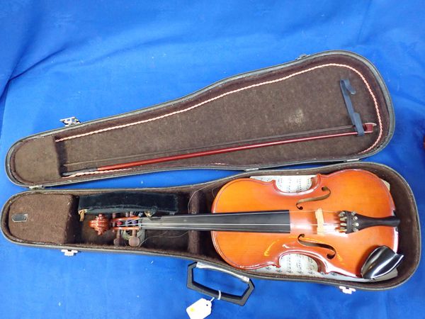 A MODERN VIOLIN BY MICHAEL POLLER