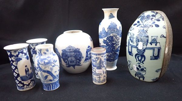 A PAIR OF CHINESE BLUE AND WHITE SLEEVE VASES