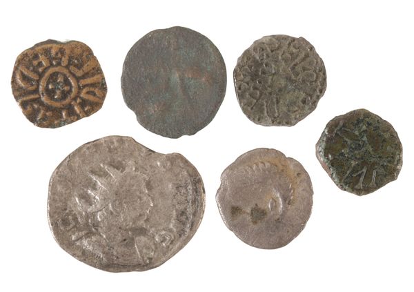 A COLLECTION OF VERY EARLY BRITISH COINS.