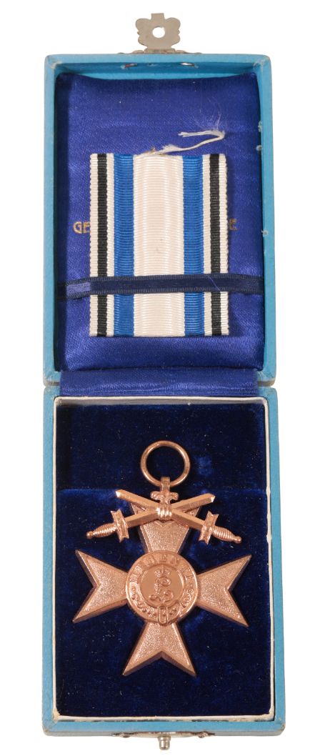 A BAVARIAN WAR MERIT CROSS WITH SWORDS 3RD CLASS