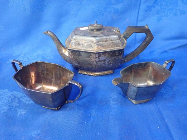 AN ART DECO THREE-PIECE SILVER TEA SET