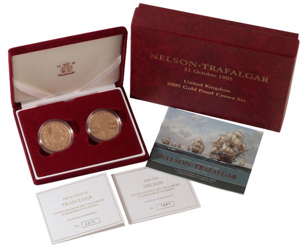A 2005 ROYAL MINT GOLD PROOF NELSON & TRAFALGAR £5 CROWN SET